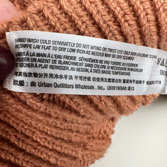 Free People Intimately Short Sweet Crop Top Sweater Cable Knit in Sugar Almond L - Picture 11 of 12